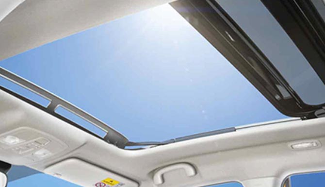 Suzuki Vitara Panoramic Sunroof